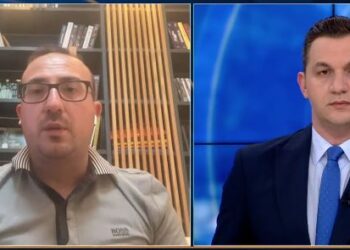 “Ka filluar luftë e errët brenda PD”/ Korreshi: E turpshme, deputetët janë sharë me “libër shptëpie”