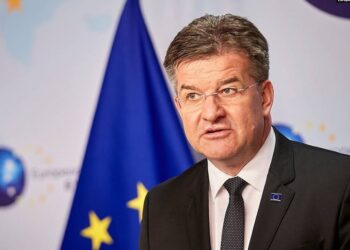 Tensionet në Veri/ Lajçak: Jemi mosbesues ndaj Kosovës e Serbisë për rrugën drejt normalizimit të raporteve