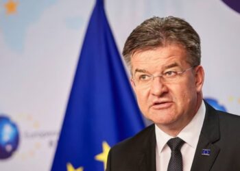 “Tensionet janë ende të larta”, Lajçak raporton për vizitën në Kosovë e Serbi