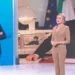 VIDEO/ Moderatorja e Mediaset shpërthen në lot për vdekjen e Berlusconit: Nuk mundem, vazhdoje ti…!