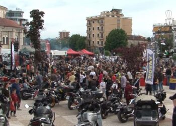 Motoristët pushtojnë Korçën/ Pasioni bën bashkë mbi 400 persona nga shtete të ndryshme