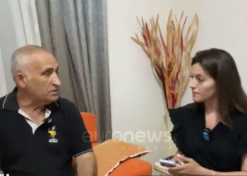 Reagon qytetari që çoi pas hekurave Vangjush Dakon: Arrestimi është për bujë politike, për asgjë tjetër