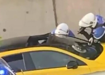 VIDEO/ Tragjike: Nuk i bindet urdhrit të policisë për kontroll, efektivët vrasin me armë zjarri shoferin e mitur