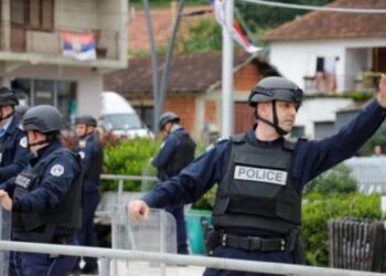 Marshim i shqiptarëve në veri? Policia e Kosovës: Shpërfillni thirrjet për protestë në Mitrovicë