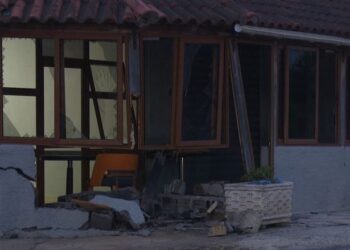Aksident i frikshëm në Bërxullë/ I mituri që humbi jetën po qëndronte në lokalin e të atit, makina ishte me shumë shpejtësi