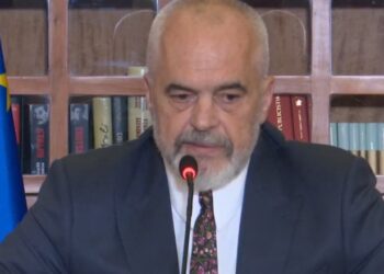 “Shqipëria s’është UFO…”/ Rama: Kosova po hyn në një përplasje dramatike me bashkësinë euroatlantike