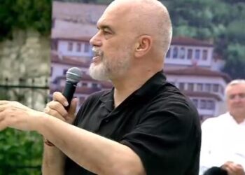 “Duhet të jemi krenarë”/ Dako në pranga, vjen reagimi i parë nga Rama: Për herë të parë në histori po goditen…!