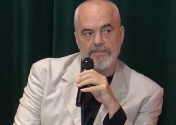 LIVE/ Nga e hëna mbyllen sportelet e Kadastrës, Rama: Gjithçka online me vulë elektronike
