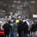 Flasin serbët e Kosovës: Qytetarët duan paqe, ne jetojmë këtu me familje
