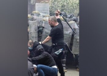 Rrahu me shkop ushtarët e KFOR-it, Policia e Kosovës: Arrestohet serbi me dy pseudonime