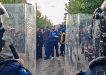 Protestat në veri vazhdojnë, liderët evropianë diskutojnë për Kosovën