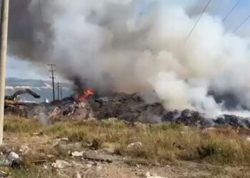 Zjarrvënie e qëllimshme? Përfshihet sërish nga flakët fusha e mbetjeve në Vlorë