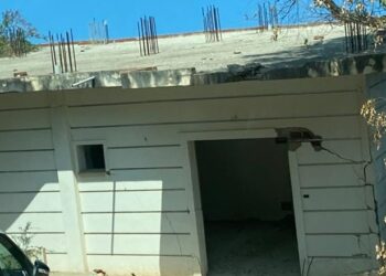 Është një mrekulli që pushuesit iu mbijetojnë disa kurtheve alla shqiptare!