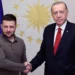 Erdogan pret Zelenskin në Stamboll: Ukraina e meriton anëtarësimin në NATO