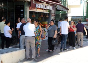 Rikthehet frika e tërmeteve në Turqi/ Lëkundje të forta në Adana, qytetarët dalin në rrugë