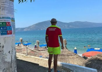 Çdo plazh privat duhet të ketë me çdo kusht vrojtues, AKB përgjegjëse për zbatimin e ligjit