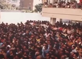 5 mijë shqiptarë hynë në ambasadat e Perëndimit si sot 33 vite më parë, historiku