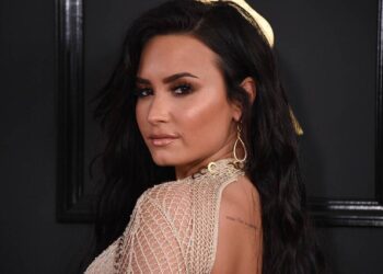 “Kam humbur shikimin dhe dëgjimin”- Demi Lovato rrëfen pasojat e mbidozës nga droga