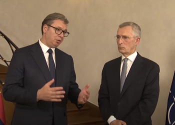 Vuçiç-Stoltenbergut: Jemi të shqetësuar, siguroni jetët e serbëve në Kosovë