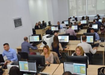 Aplikon edhe nëse je jashtë sistemit, administrata me vende vakante që duhen plotësuar brenda 2023-shit