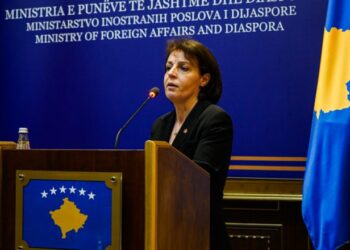 “Jeni tigër prej letre”/ Gërvalla nuk tërhiqet: Nuk jam zëdhënëse e BE, mbroj interesat e Kosovës