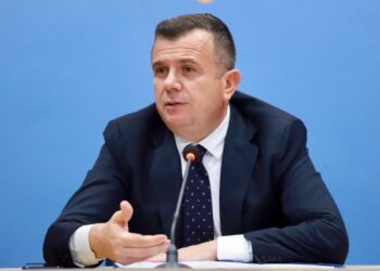Operacioni antikanabis/ Ministri Balla: U shkulën nga policia e Lezhës dy oficerë policie të cilët ishin në ortakëri me trafikantët