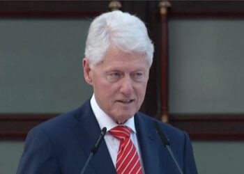 Tensionet në Veri të Kosovës, Clinton: Duhet t’i jepet fund kësaj marrëzie, çfarë çështje e madhe politike mund të krijohet duke…!