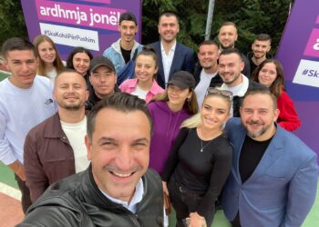Fitorja e thellë në Rrogozhinë, Veliaj: Të djathtët bënë diferencën duke braktisur politikën ‘përça e sundo’