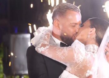 FOTO/ ““Falenderoj Zotin për bukën, familjen e dashurinë mes nesh””! Duke darkuar në një tavolinë, Luizi e Kiara bashkojnë dy familjet