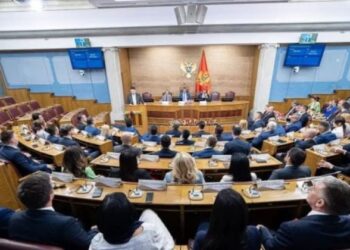 Nisin sot negociatat/ Konstituohet parlamenti i ri i Malit të Zi, por shtyhet sërish zgjedhja e kryetarit: Nuk u propozua asnjë kandidat