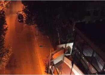 VIDEO+EMRAT/ Policia “zbardh” dosjen e SPAK: 8 të arrestuar dhe 9 në kërkim! Sekuestrohen armë, makina të blinduara dhe…