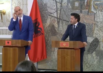 Rama, konferencë me Abazoviç: S’kemi nevojë për heronj të rinj në rajonin tonë. S’kam asnjë problem personal me Albinin