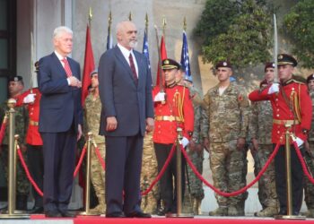 Clinton në Tiranë, Rama: Mori vendimin historik për çlirimin e Kosovës, përcaktoi rrugëtimin e Ballkanit në të ardhme