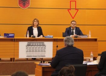 Roland Ilia merr detyrën si Kryetari i ri i Komisionit të Pavarur të Kualifikimit
