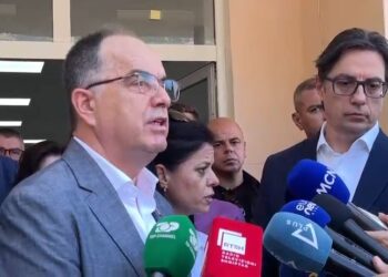 Begaj mirëpret Pendarovskin në Pustec: Sfidat janë të mëdha, duhet t’i përballojmë së bashku