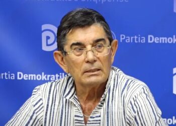 Sherri për vulën e PD, Gjana: E mban zyra e protokollit, jo në xhepin e Sekretarit të Përgjithshëm