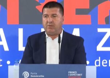 Fotografimi i votës në Rrogozhinë, kandidati Hoxha i “BF”: Nuk kam dijeni fare