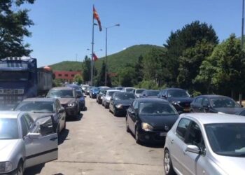 4 sportele në gatishmëri në Qafë Thanë, fluks automjetesh