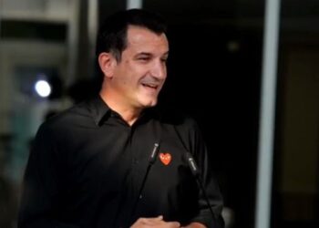 170 maturanët ekselentë të Tiranës vlerësohen me Çertifikatën e Mirënjohjes, Veliaj: Janë krenaria e kryeqytetit