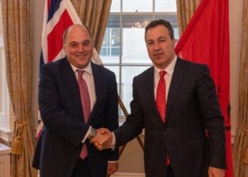 Nënshkruhet deklarata e bashkëpunimit në fushën e mbrojtjes, Peleshi vizitë zyrtare në Britaninë e Madhe
