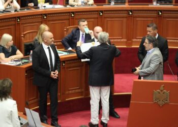 Berisha: Rama të denoncojnë arratisjen e zëvendësit të tij dhe të japë dorëheqjen