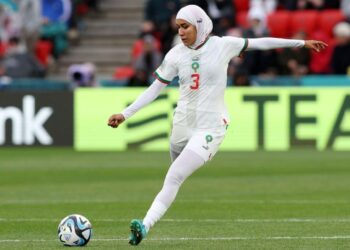 Mbrojtësja e Marokut bëhet futbollistja e parë që mban ‘hixhab’ në Kupën e Botës