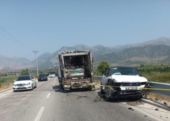 EMRI/ Aksident i trefishtë në aksin Sarandë-Delvinë, plagoset 30-vjeçarja
