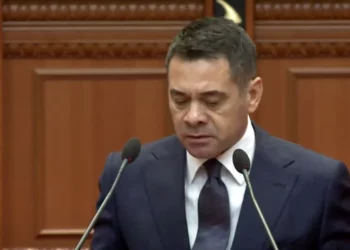 “Fratello, tigër, o i madh…”, zbërthehet “BlackBerry”, 138 biseda në tre muaj mes Ahmetajt dhe Mërtirit