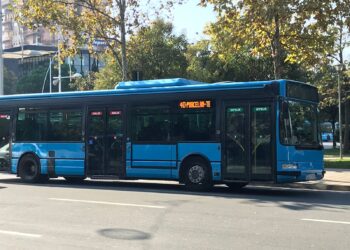 Pas paralajmërimit të Veliajt për heqje të licencës, tërhiqet Unioni i Transportit. Të gjithë autobusët në punë