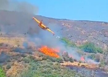 VIDEO/ Tragjike: Rrëzohet avioni teksa po shuante zjarret në Greqi, vdesin dy pilotët
