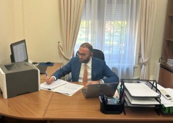 Mesazhi/ Pak minuta para mbledhjes së Këshillit Kombëtar, reagon Bardhi: E ardhmja e PD, mbi çdo interes personal!