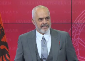 Rama mesazh Kurtit nga Shkupi për takimin: Kam shpresë që nuk e ka harruar Kanunin