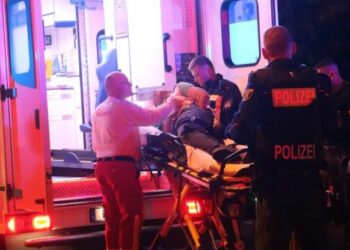 Tre të plagosur/ Sherr mes disa personave në Gjermani, goditet me thikë 45-vjeçari shqiptar