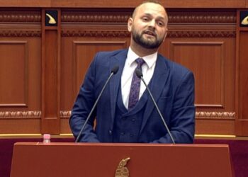 “Mesazhi i Ahmetajt, i koduar”, Valteri: Trego çdo lidhje, të çdo politikani me këtë aferë! 